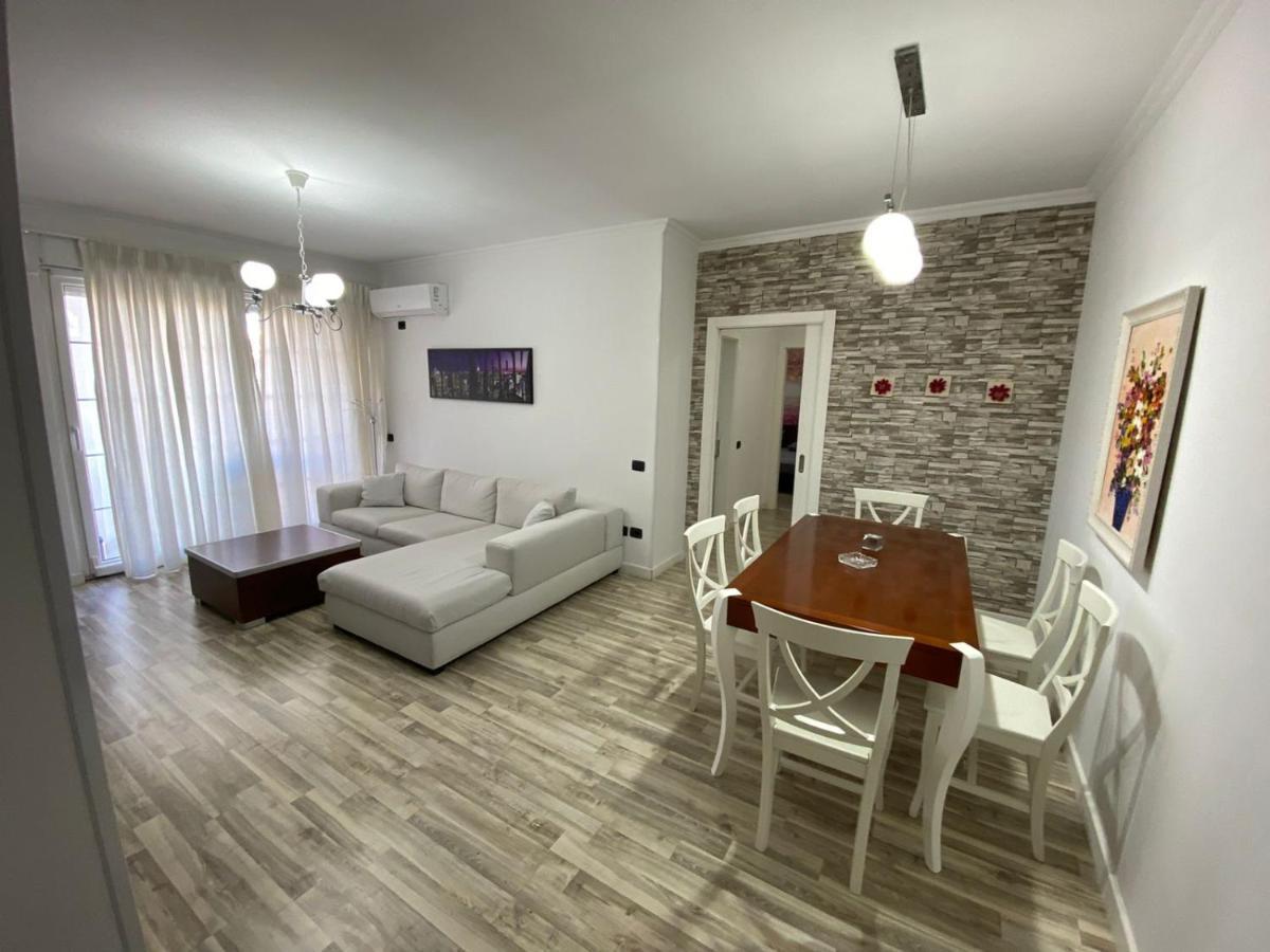 Tirana Center Apartment Екстер'єр фото