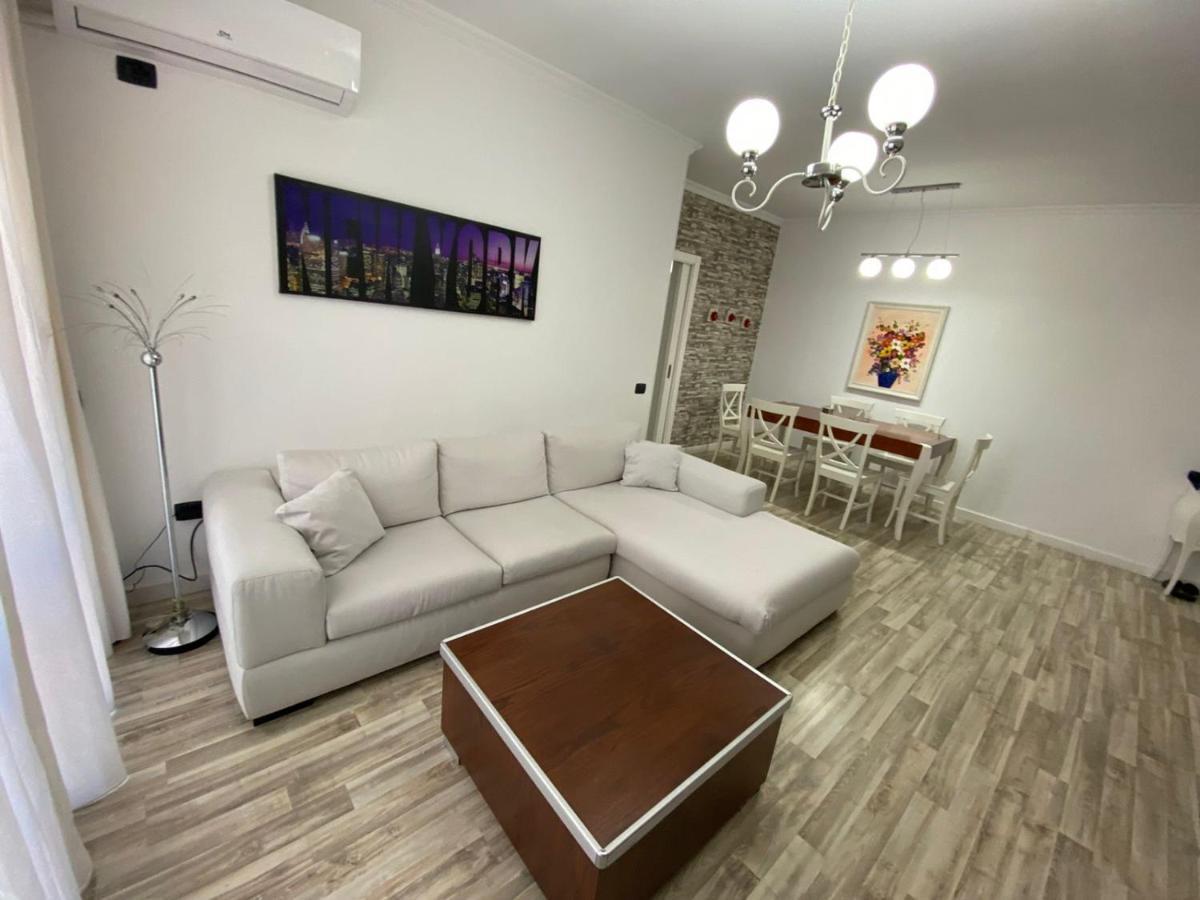 Tirana Center Apartment Екстер'єр фото