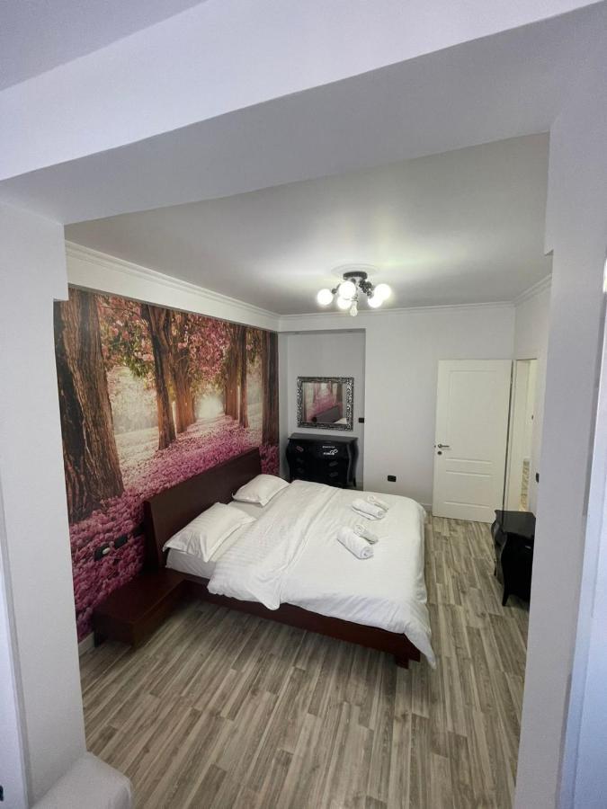 Tirana Center Apartment Екстер'єр фото