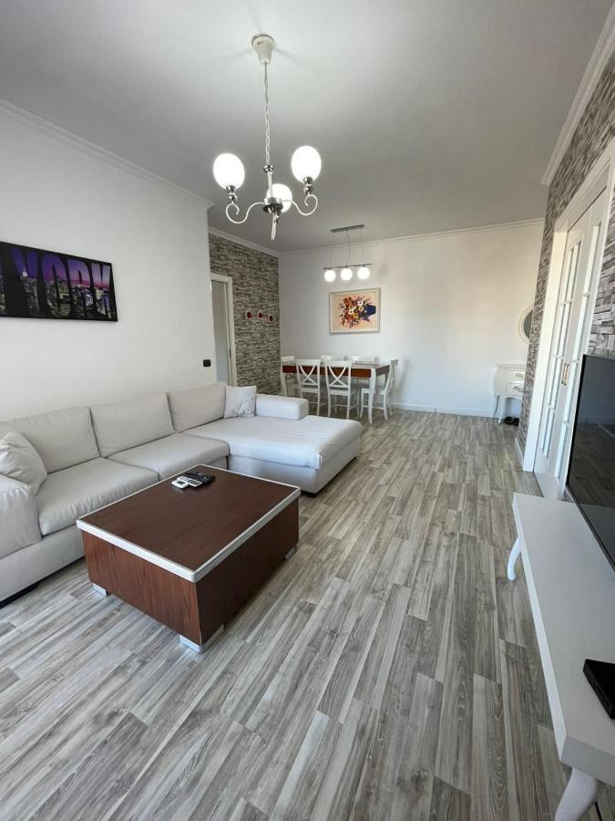 Tirana Center Apartment Екстер'єр фото